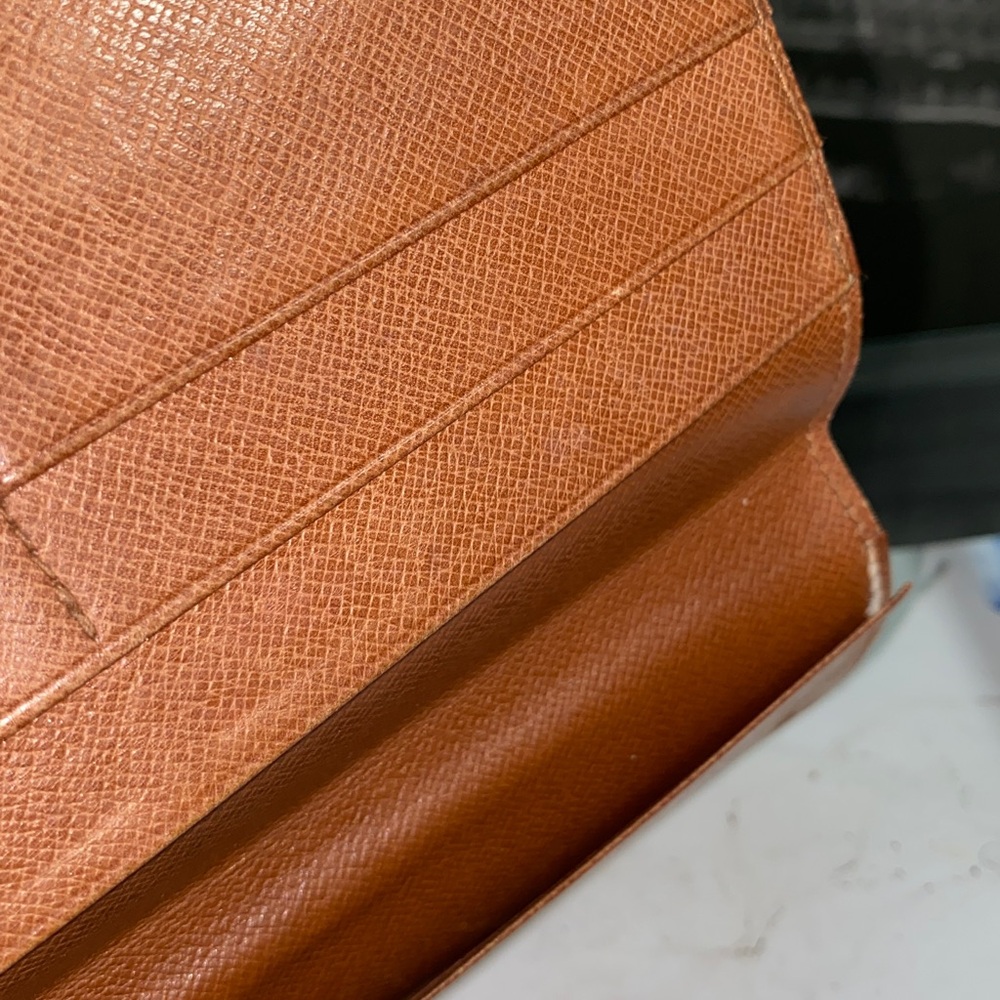 Authentic Louis Vuitton Monogram Checkbook/Phone Long Continental Wallet - Picture 13 of 17